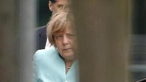 Ma i tedeschi bocciano la Merkel: "Fallimentare"