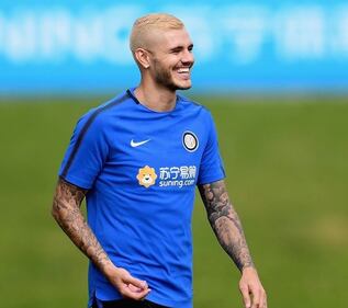 Icardi diventa biondo platino 4