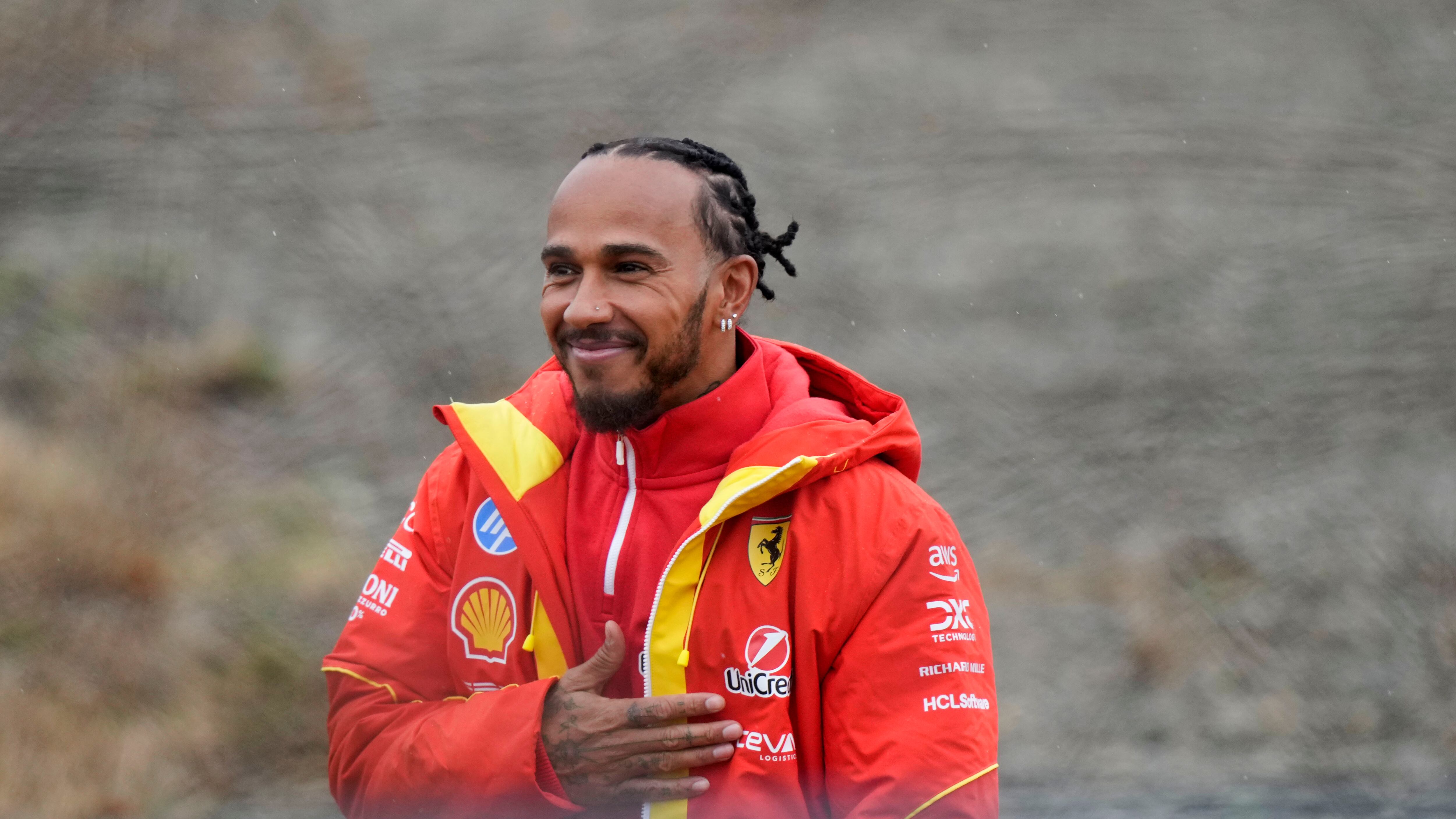 Ferrari, incidente di Hamilton nei test di Barcellona