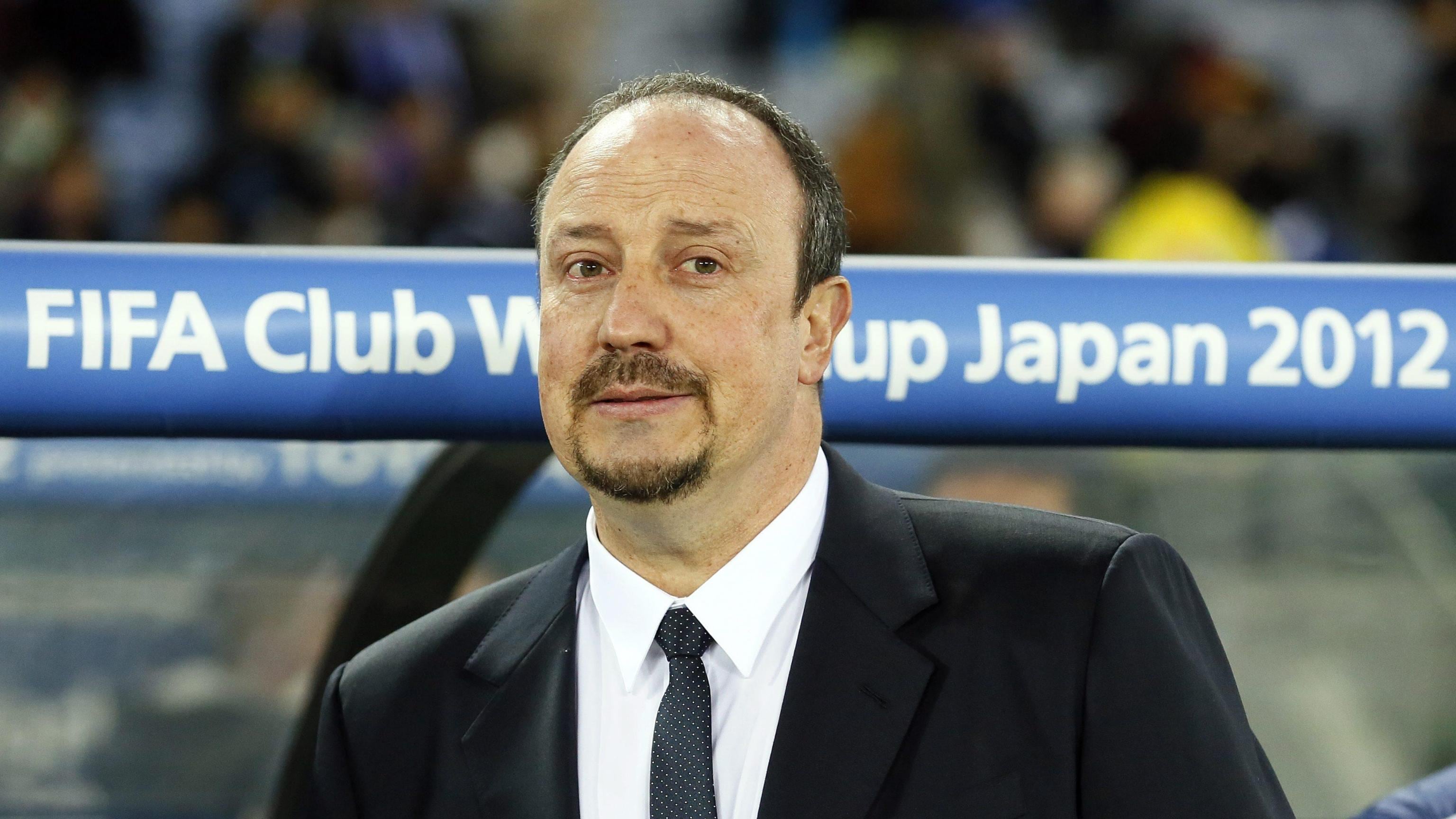 Mazzarri-Benitez se la cantano: "Sei bravo", "No sei bravo tu"