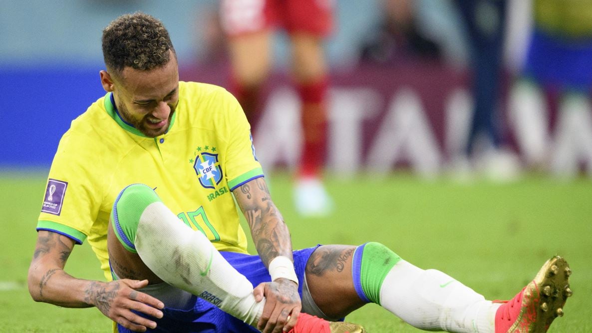 Il festino prima della partita e gli insulti al presidente: "Figlio di put***a", bufera su Neymar