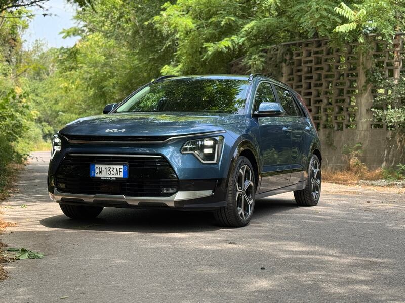 Kia Niro Trifuel: guarda la gallery del crossover ibrido anche a GPL 3