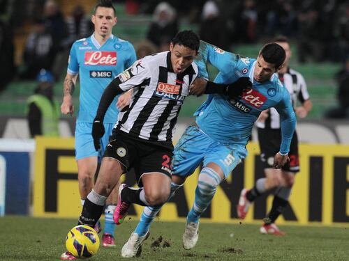 Il Napoli frena a Udine, la Juve fugge