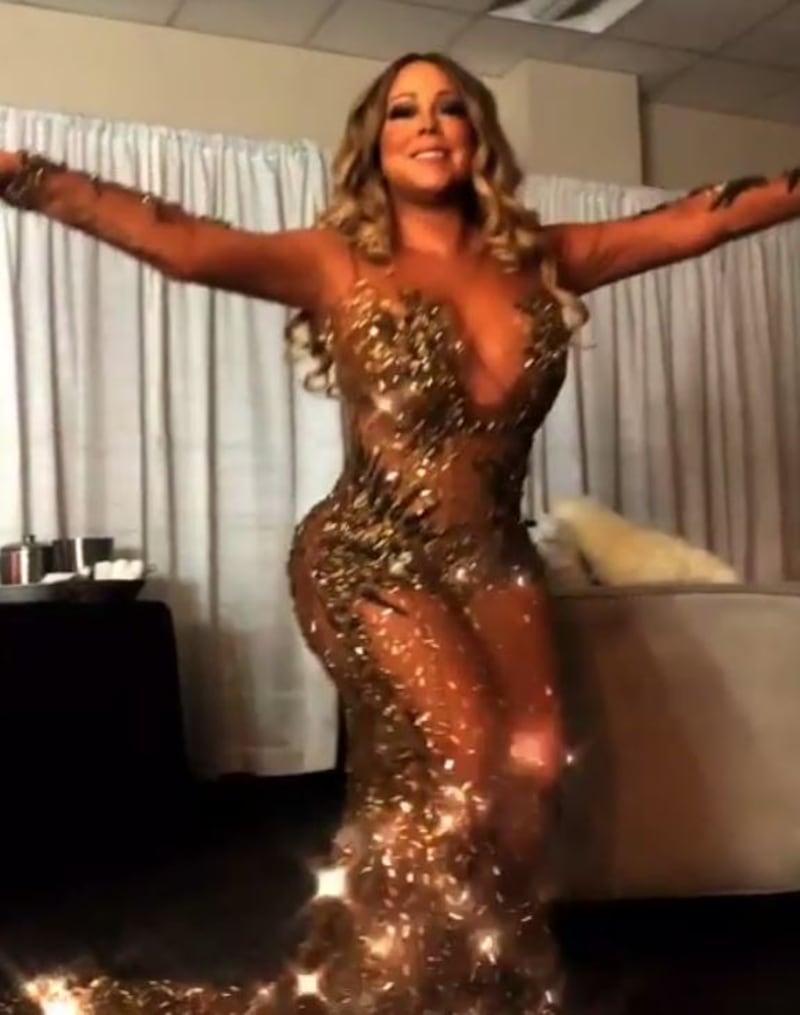 Mariah Carey sexy curvy 7