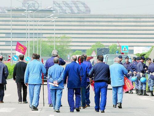 Crisi, aumentano i disoccupati. A rischio altri 200mila lavoratori