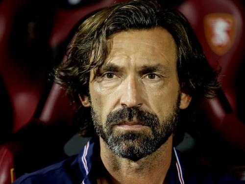 Chi dice no, chi sì. Pep rinuncia, Pirlo accetta: il nuovo CT è lui