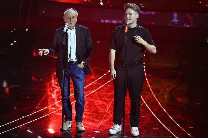 Sanremo 2024: ecco il look della quarta serata del Festival di Alfa 5