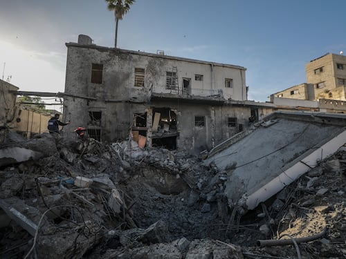 Gaza, l'Idf colpisce l'ultimo ospedale. "Un covo di Hamas"