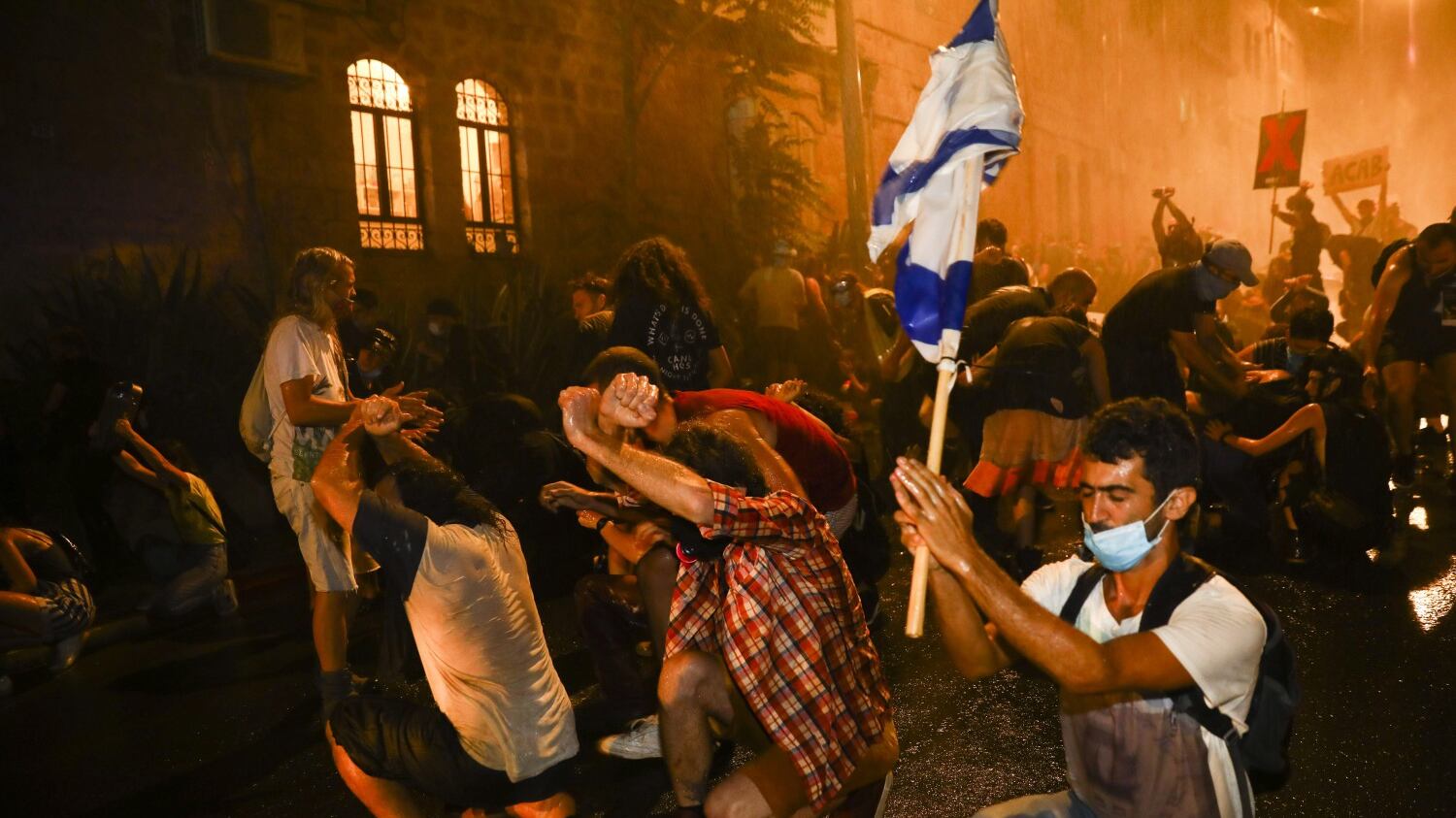 Covid, Israele va in piazza. Il vero obiettivo è Netanyahu