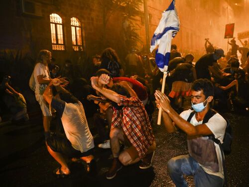 Covid, Israele va in piazza. Il vero obiettivo è Netanyahu