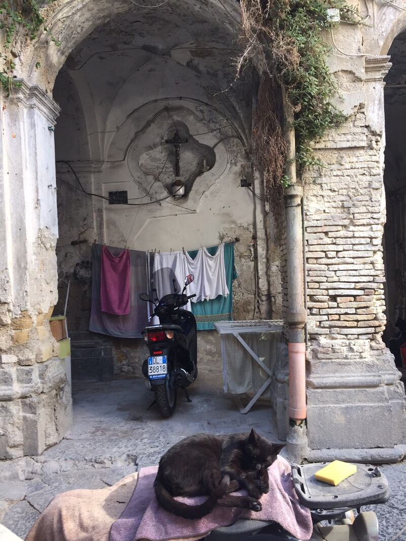 Tra i Quartieri spagnoli di Napoli 13