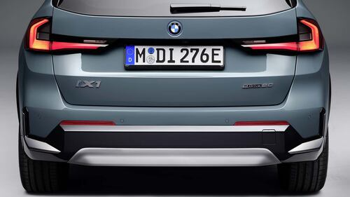 Bmw iX1 eDrive20, guarda tutte le foto 7