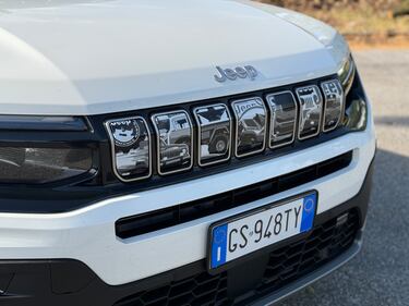 Jeep Avenger mild-hybrid: guarda la gallery del nuovo B-SUV ibrido 7