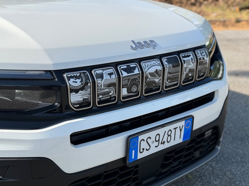Jeep Avenger mild-hybrid: guarda la gallery del nuovo B-SUV ibrido 7
