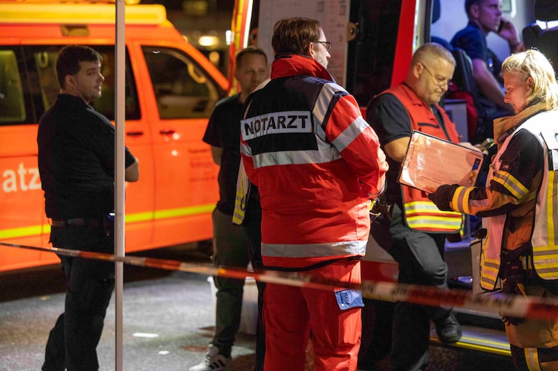 Attentato a Solingen, Germania: 3 morti e uomo in fuga 4