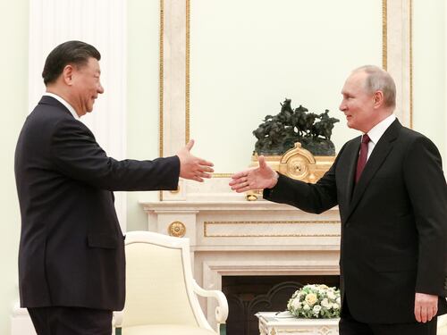 Putin e Xi, quasi amici. Retorica e giochi di potere. "Aperti a un piano di pace"