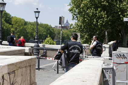 Roma, trovato il corpo di una donna sotto Ponte Sisto 3