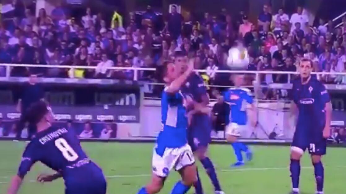 Gli arbitri armati di Var uccidono il calcio