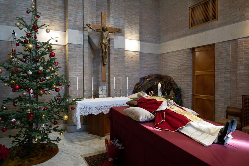 Camera ardente al Mater Ecclesiae 4