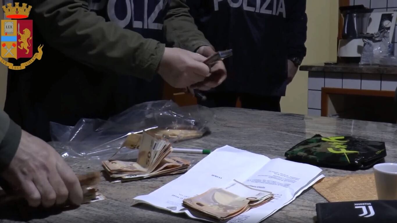 Mazzette per ottenere lavori pubblici, nei guai undici persone