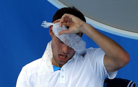 Ondata di afa agli Australian open: malori tra il pubblico ma il tennis non si ferma 4