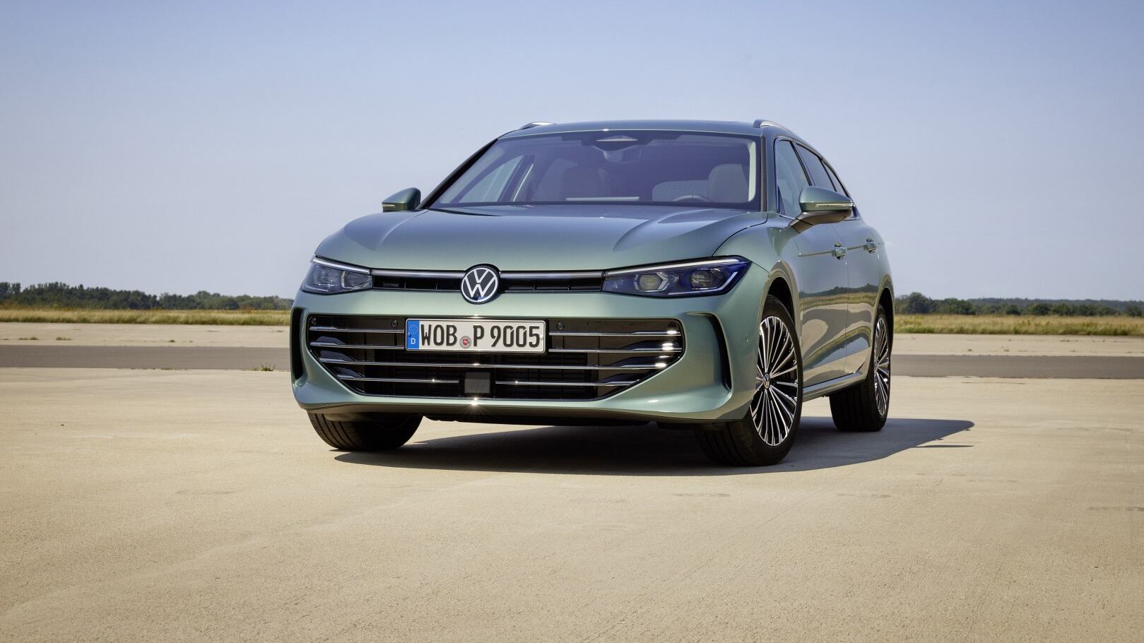 Volkswagen Passat (2024): la nuova generazione su piattaforma MQB-EVO