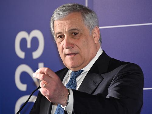 Orgoglio Forza Italia. La carica dei 1.500 all'evento di Milano voluto dal Cavaliere