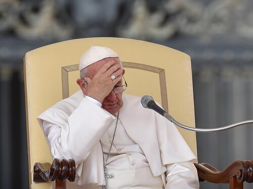 Il corvo svela i conti del Vaticano: "Così vengono usati i soldi per i poveri"