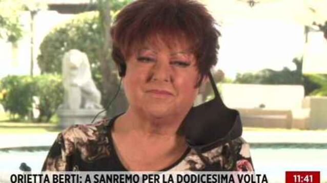 Disavventura a Sanremo per Orietta Berti: "Alle 22.05 mi hanno inseguita tre macchine della polizia"
