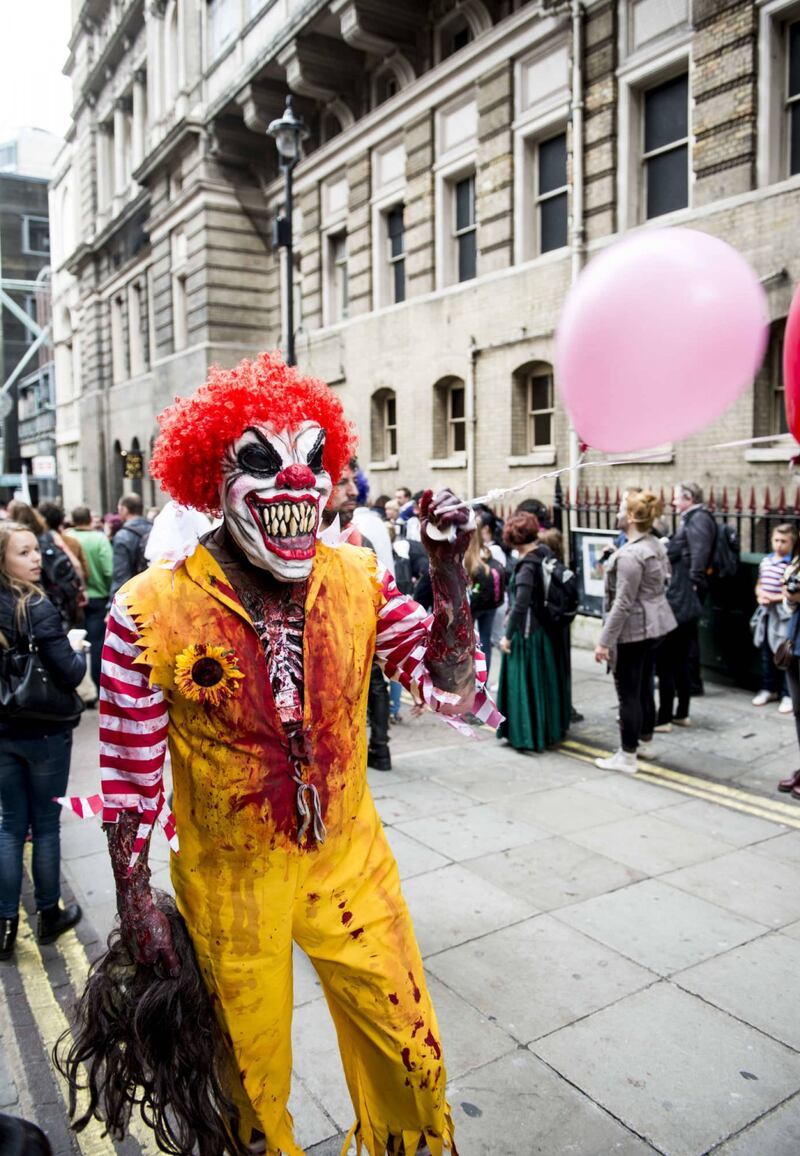 Londra trema per il World Zombie Day 18