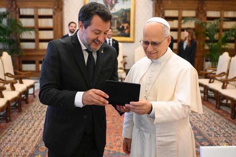 Matteo Salvini e la figlia Mirta in udienza da Papa Leone XIV 11