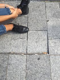 In Corso Garibaldi s'impara "il ballo della mattonella". E ci si lascia le caviglie...  2