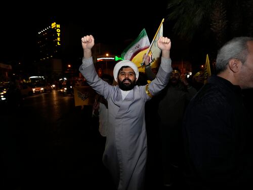 L'Iran cerca piazze per maledire Israele