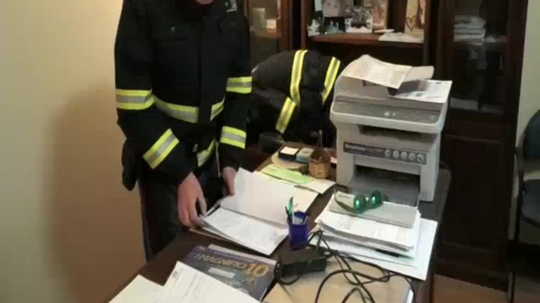 Emettevano false polizze assicurative: arrestati truffatori