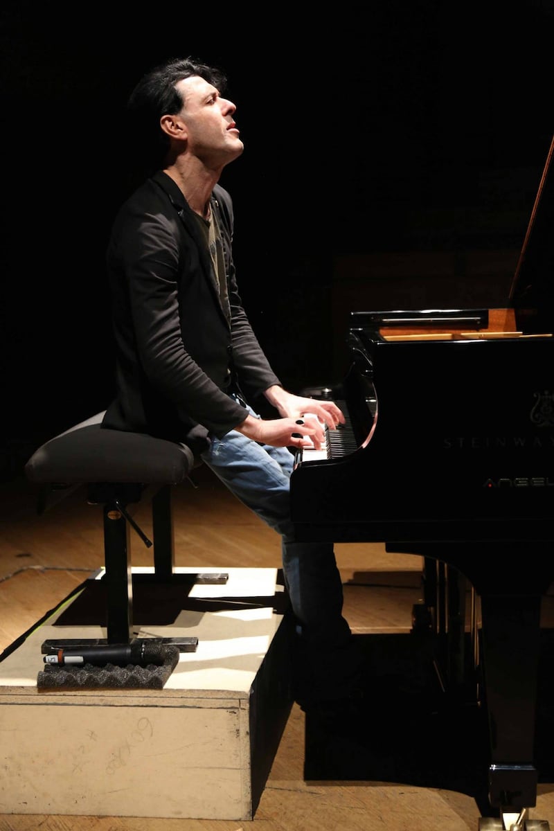 Addio a Ezio Bosso, direttore d'orchestra e pianista 1