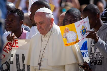 Papa Francesco con gli immigrati in San Pietro 13
