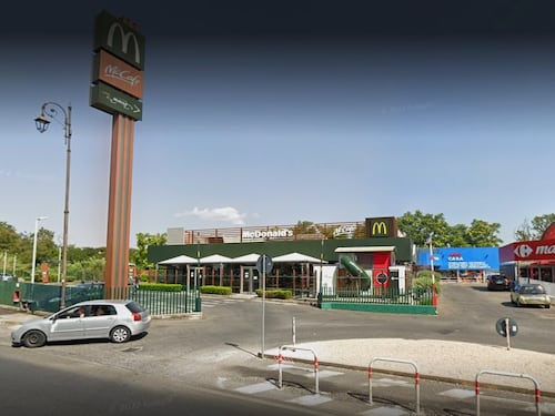 "Non potete usare il bagno", e il branco pesta la guardia giurata del McDonald's