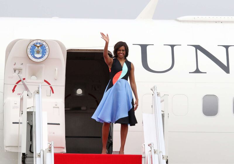 Una folata di vento alza la gonna a Michelle Obama 6