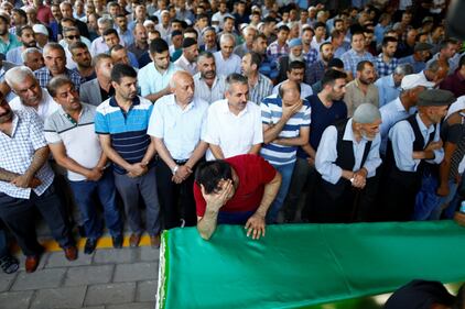 Gaziantep piange le vittime del terrorismo 17