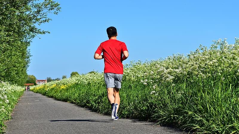 Divieto jogging all’aperto: il Tar respinge ricorso contro ordinanza De Luca