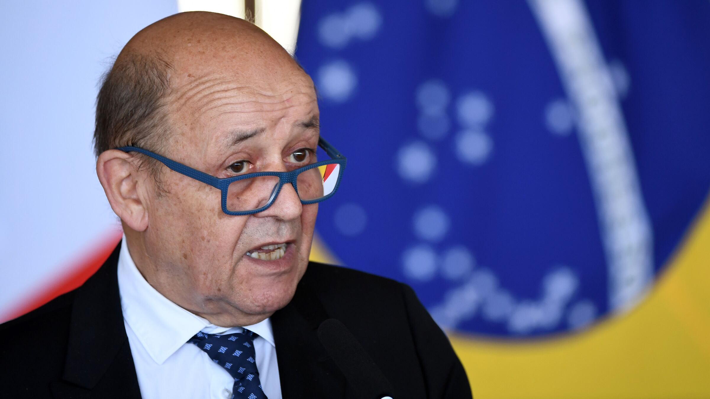 Il falso ministro Le Drian e la truffa da 80 milioni