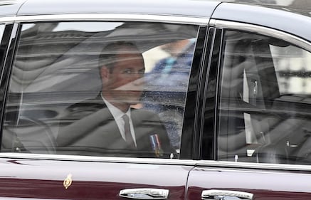 L'arrivo di William al Palazzo di Westminster 3