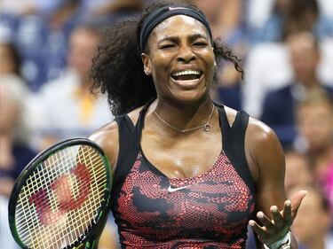 Serena Williams nuda e incinta per Vanity Fair 34