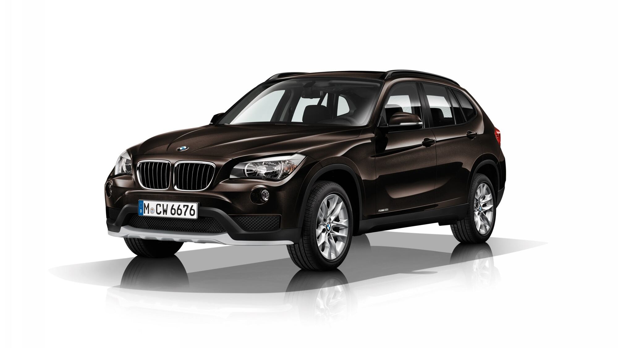 BMW X1 2014: grinta fuori, comfort dentro