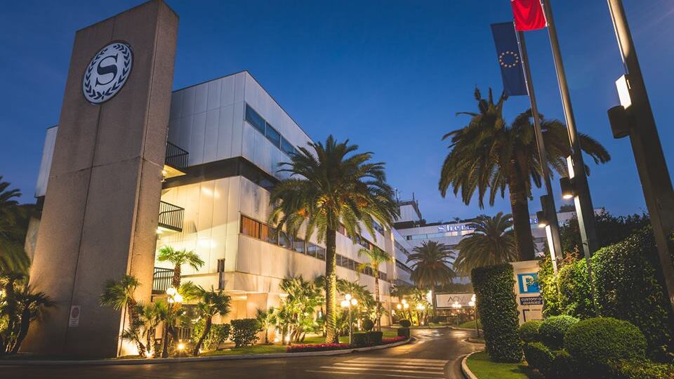 Crisi turismo, lo Sheraton licenzia 164 dipendenti