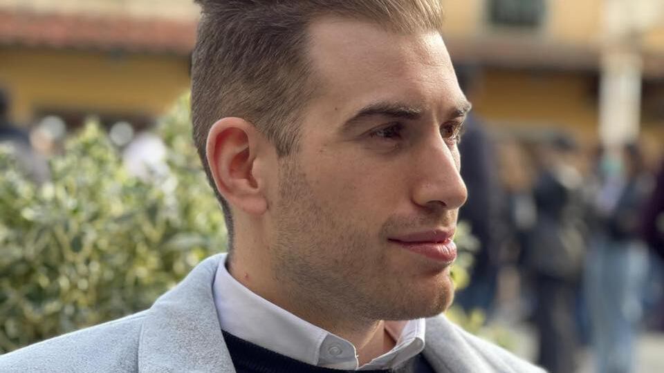 Si accascia, va in coma e muore. La tragedia del calciatore 28enne