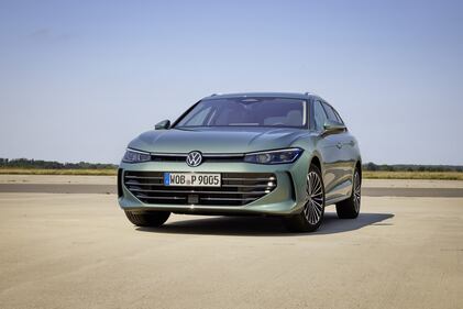 Volkswagen Passat: guarda tutte le foto 5