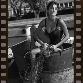 Cristina Buccino sexy pescatrice 2