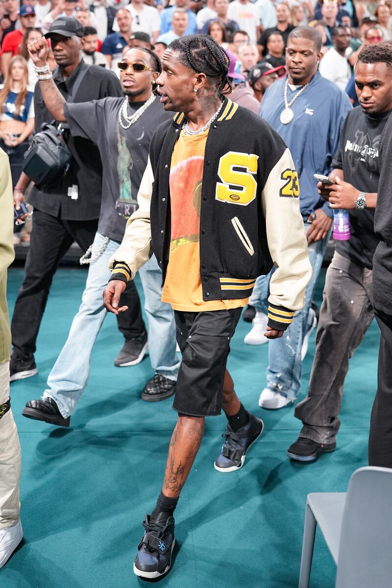Travis Scott arrestato a Parigi dopo la semifinale maschile di basket 1