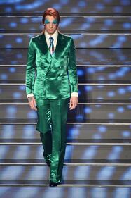 Sanremo, Achille Lauro omaggia David Bowie per cantare Mia Martini 7